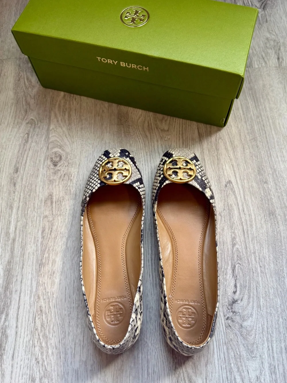 Tory Burch - Chelsea Ballet Flats in Snake-Print Embossed Leather - size 7